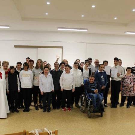 Petőfi 200 versmondó verseny a nyíregyházi Szent Kamill rehabilitációs Központban